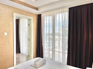 Golden Rainbow - Private apartment - BSR - 2