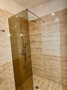 Golden Rainbow - Private apartment - BSR - 2