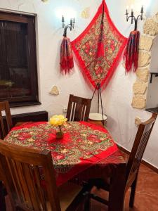 PENSIUNEA STEJARUL -Restaurant LA GITANA