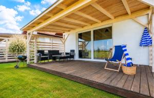 Nice Home In Jaroslawiec With Wifi
