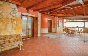 Stunning Home In Vittoria