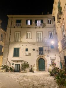 Palazzo Largo Barone - Boutique Apartment