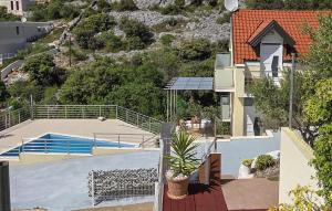 Pet Friendly Home In Zatoglav
