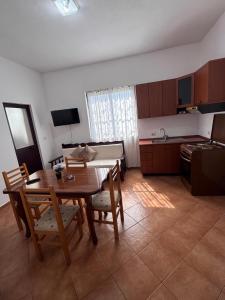 Hotel Gega Kici