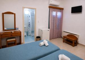 Hotel Elena - Cozy Seaside Suites in Skyros