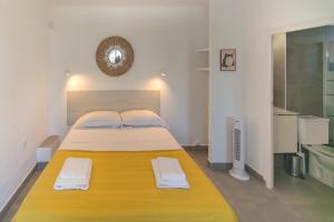 WELCS ESTUDIO 370 EMP con vista al mar