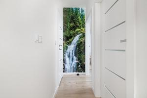 Apartament Dwupoziomowy w Wisle z Widokiem na Gory Biurkiem i Klimatyzacja by Noclegi Renters
