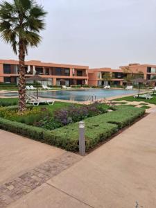 Noria Prestige and Elegance Overlooking the Pool