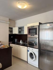 Rea Olive Residential - Quiet and Cozy Stay