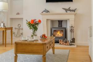 4 Bed in Looe oc-b42694