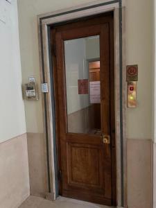 Centro - doppia in casa dartista