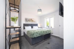 6 Bed Hse Perfect for Contractors & Large Groups