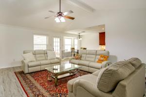 Spacious Family Home 2 Mi to Lake Pontchartrain!