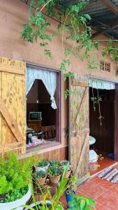 Lười Lười Homestay