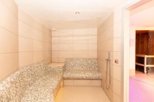 Lord Nelson 503