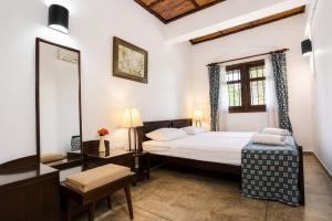 Serenity Lake Front Villa
