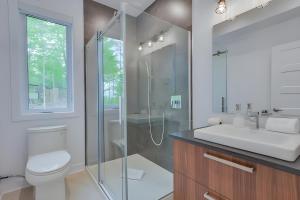 Modern Luxury Chalet Private Jacuzzi