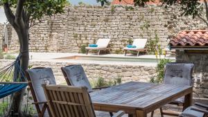 Villa Palazzo Limone with pool by Villas Guide