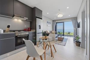 Ridgeside Residence 8