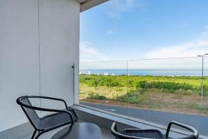 Ridgeside Residence 8