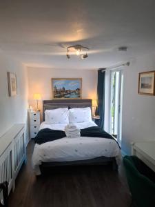 Eskdale DH1 2UH Durham, own long drive, quite, secure