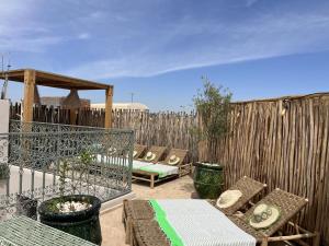 DAR SIZAR Elégant Riad Privé au cœur de Dar El Bacha avec Rooftop et bassin