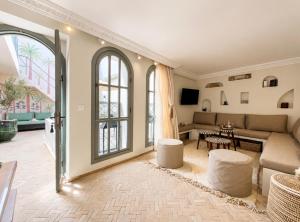 DAR SIZAR Elégant Riad Privé au cœur de Dar El Bacha avec Rooftop et bassin