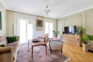 Budapest Loft Central Design Home