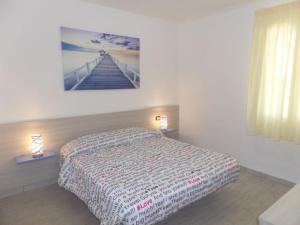 Modern and equipped villa with enclosed garden