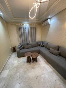 premium verblijf TNG 1min from train station -parking-wifi 2bdr 2bath