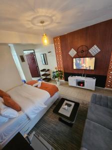 Pinnacle Homes 254 - Kamakis