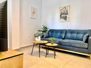 New Comfy and Sleek Apartments in the Center oF Athens