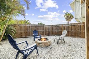 Gulf Coast Base Near AMI Heated Pool Cinema 4BD