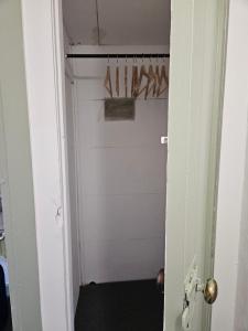 Quirky hideout in town centre