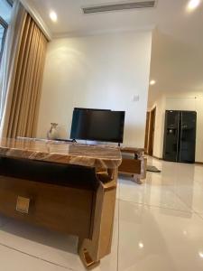 Landmark Velora Residence