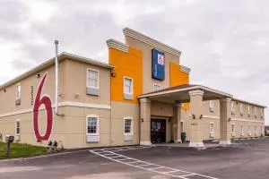 Motel 6-Jourdanton, TX - Dilley