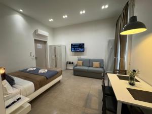 Lina Suites & Rooms