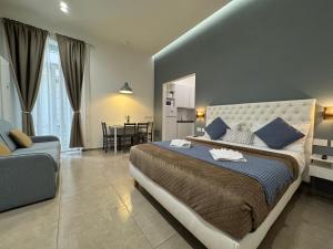 Lina Suites & Rooms