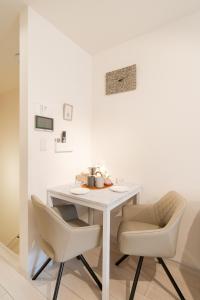 S203 Sen to Rei Oshiage North203 Apartment by J house