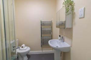 Great offers on Long Stays!! LaLuNa Apartments