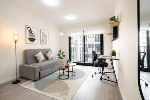 Artline Apartments by Vibrant