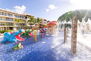 Royalton Riviera Cancun, An Autograph Collection All-Inclusive Resort & Casino