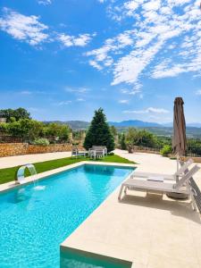 Alma Libre Luxury Villa with Private Pool & Sea View