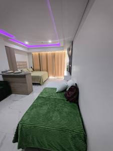 Apartasuite Cartagena Beach Piscina