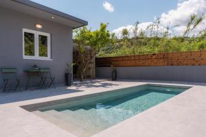 Anthos Luxury Villa