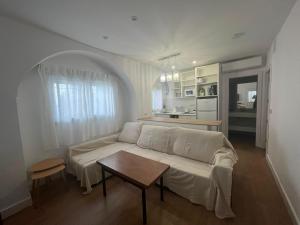 Casa Plaza Profesor Lopez Neyra