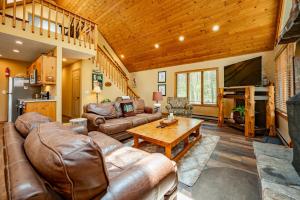 Hemlock Chalet by Railey Vacations
