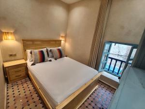 Charming 4 Floor Private House with Fast WiFi and Sunny Terrace