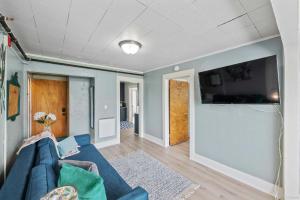 #StayinMyDistrict Heritage House Suite