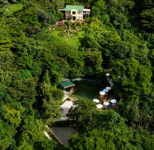 ANCESTRAL GLAMPING
